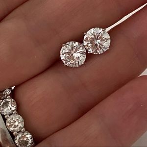 14k white gold over 925  round synthetic diamond studs earrings